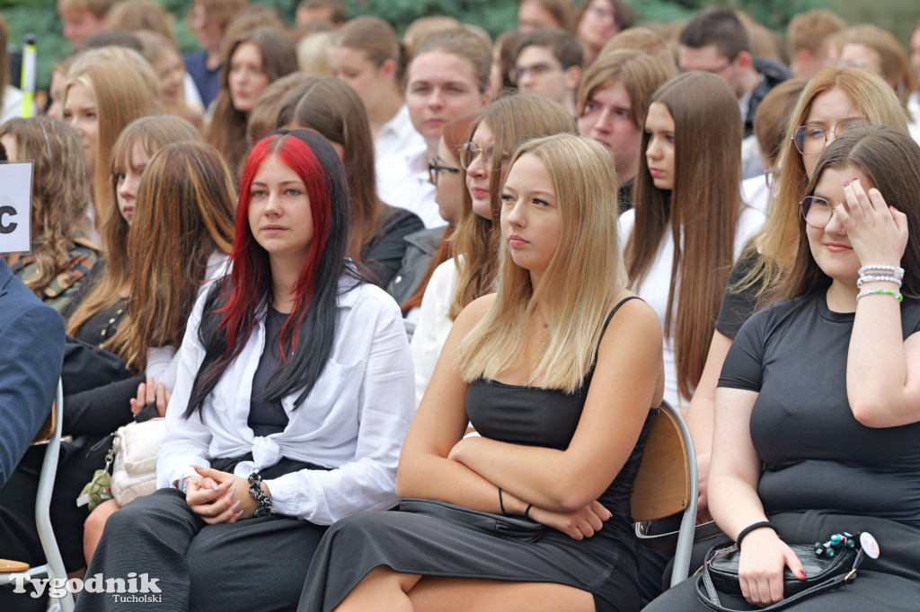 Nowodworek i klasa mundurowa - rok szkolny