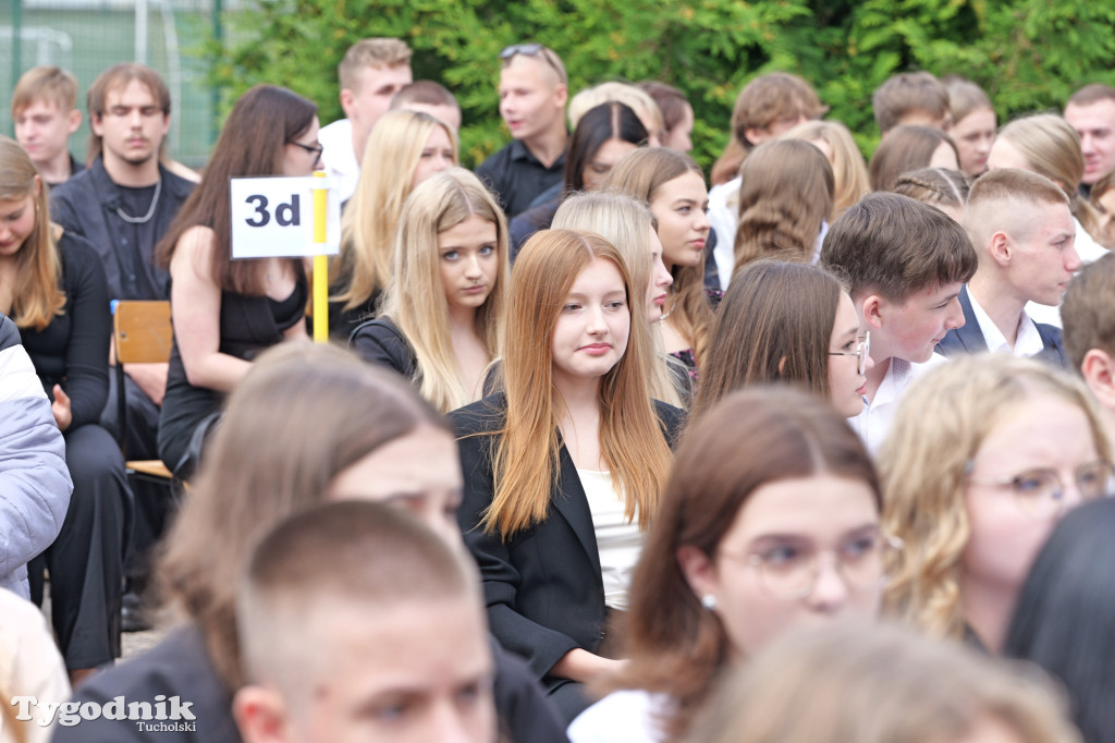 Nowodworek i klasa mundurowa - rok szkolny