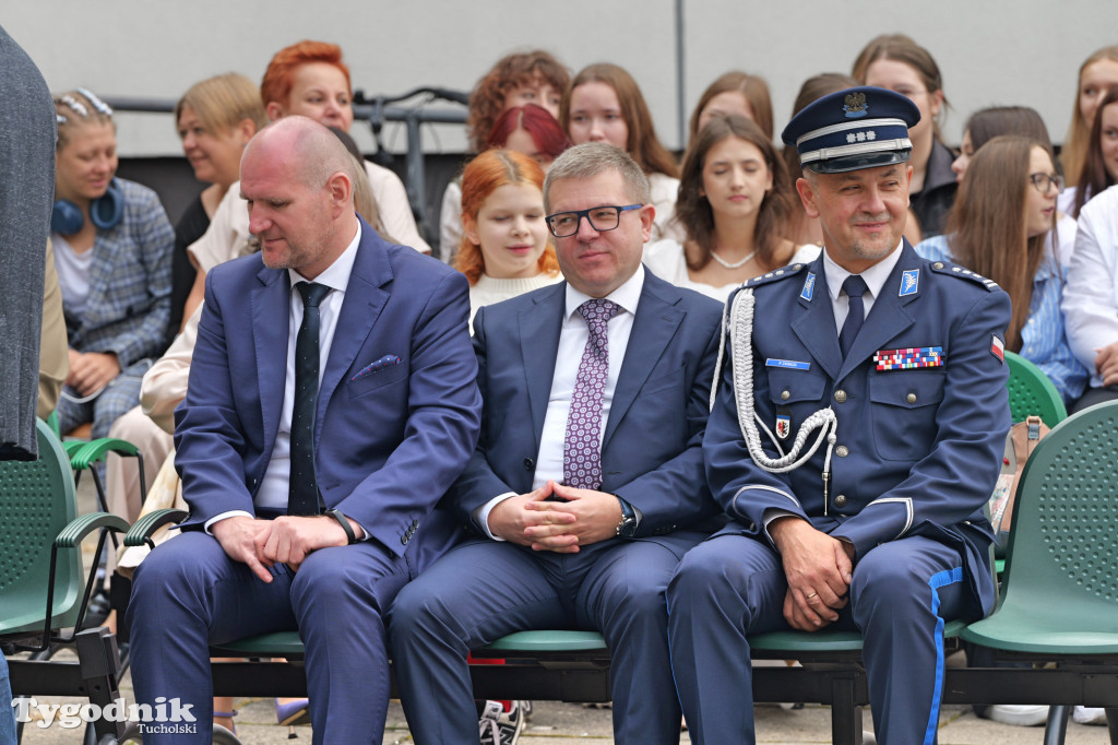 Nowodworek i klasa mundurowa - rok szkolny