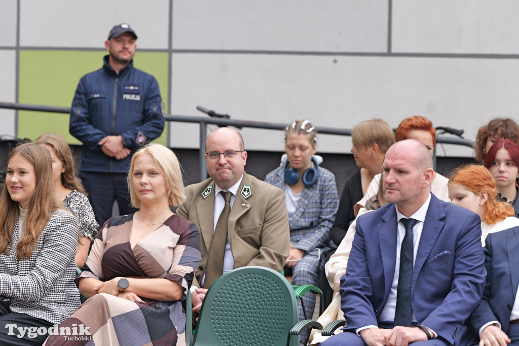 Nowodworek i klasa mundurowa - rok szkolny