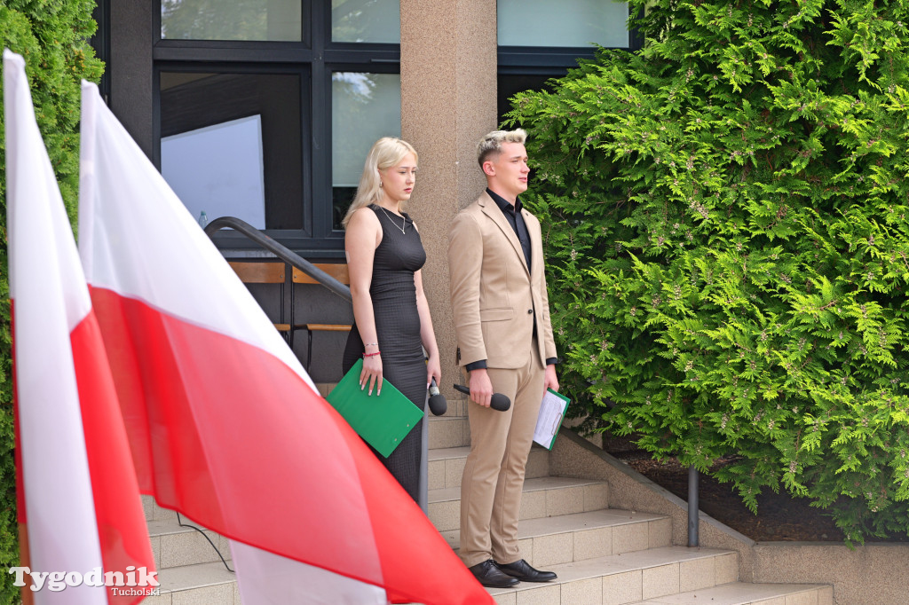 Nowodworek i klasa mundurowa - rok szkolny