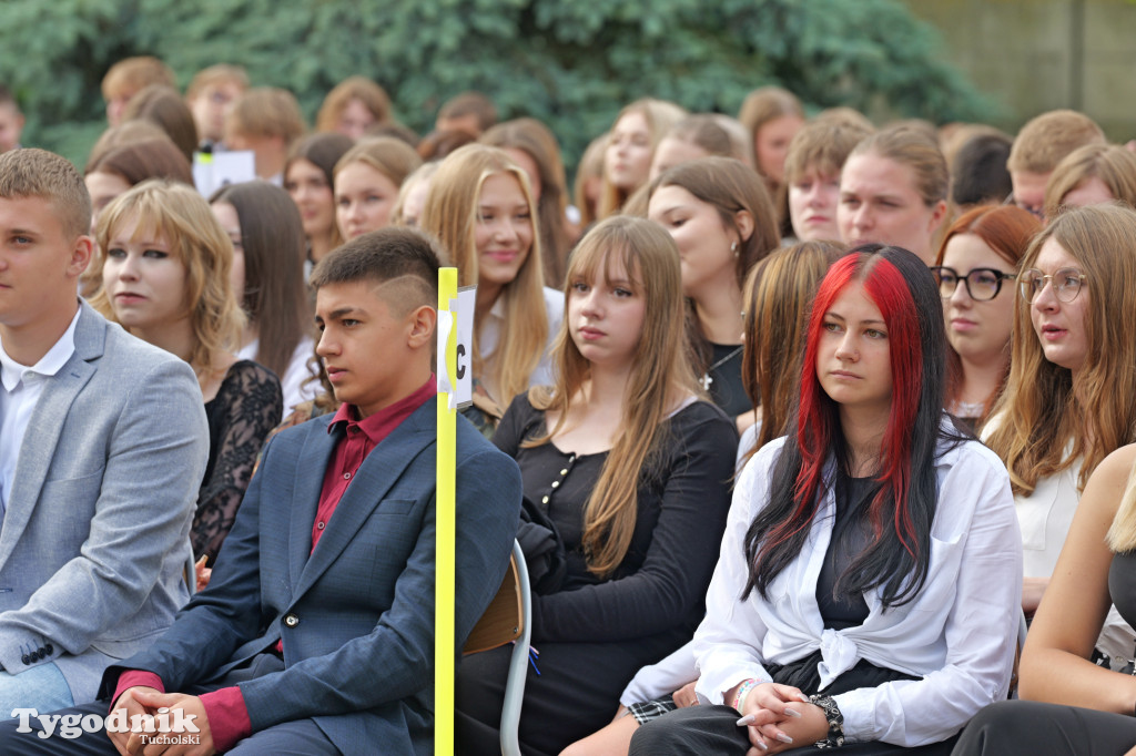 Nowodworek i klasa mundurowa - rok szkolny