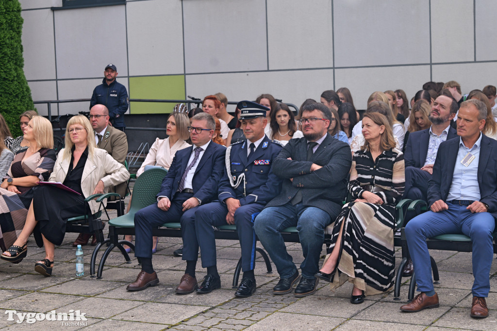 Nowodworek i klasa mundurowa - rok szkolny
