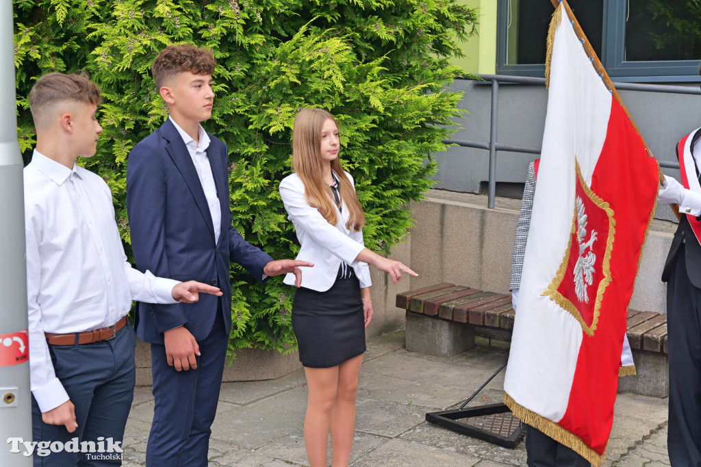 Nowodworek i klasa mundurowa - rok szkolny