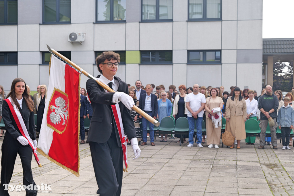 Nowodworek i klasa mundurowa - rok szkolny