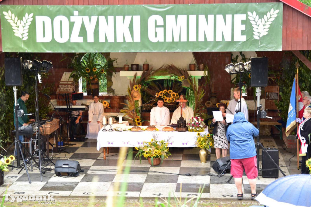 Dożynki gminne gminy Tuchola w Woziwodzie