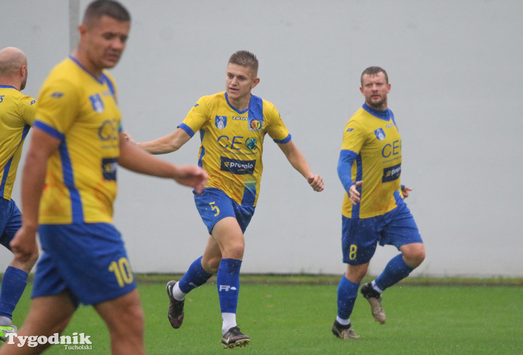 Klasa okręgowa: Gryf Sicienko - Rawys CEO Raciąż 2:5 (1:1)