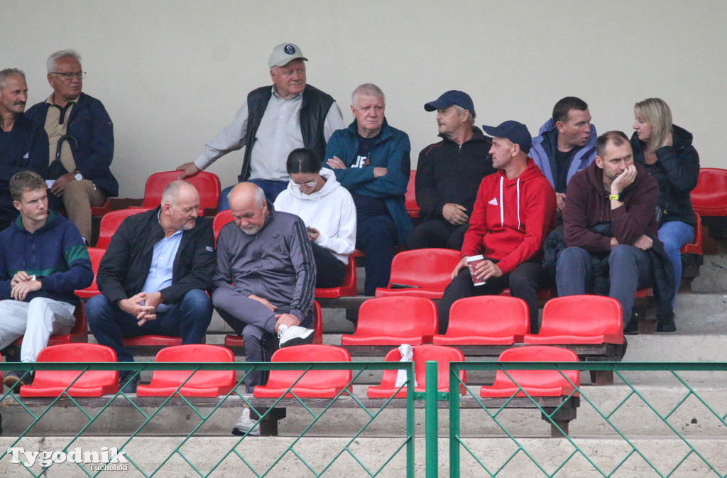 Klasa okręgowa: Tucholanka Tuchola - PAP Osielsko 1:4 (0:0). Bramka: Nitka (60)