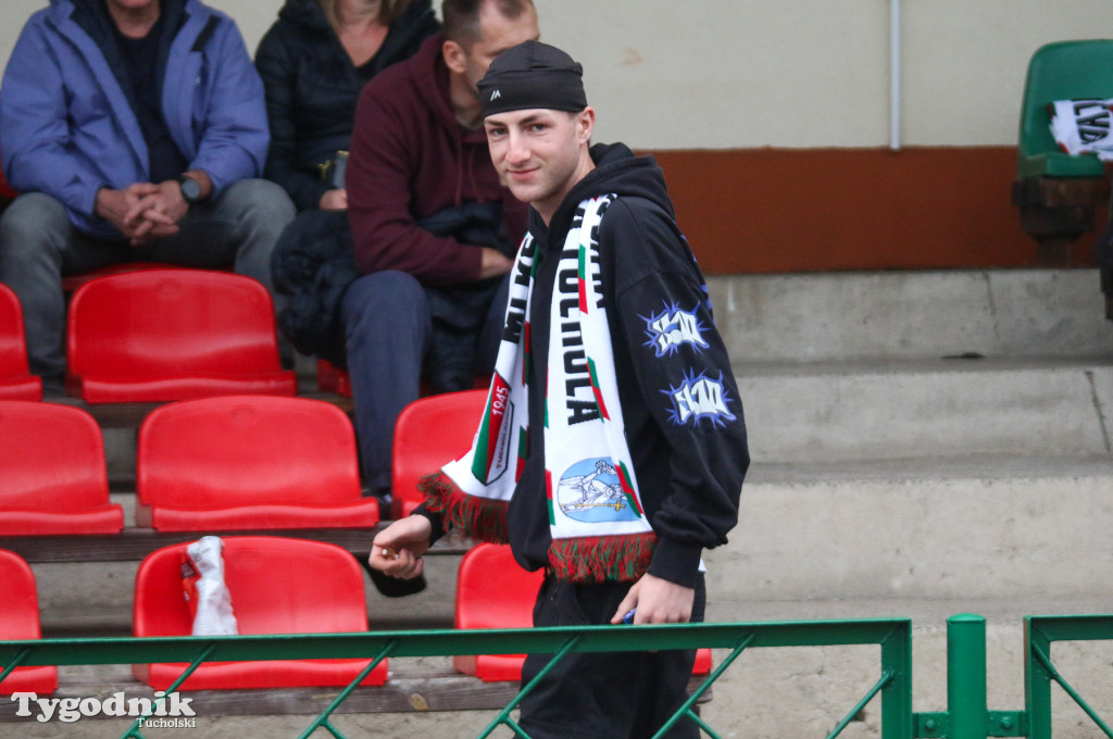 Klasa okręgowa: Tucholanka Tuchola - PAP Osielsko 1:4 (0:0). Bramka: Nitka (60)