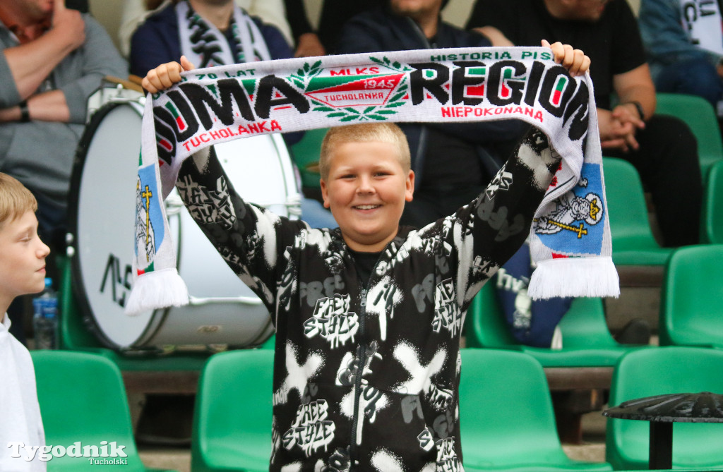Klasa okręgowa: Tucholanka Tuchola - PAP Osielsko 1:4 (0:0). Bramka: Nitka (60)
