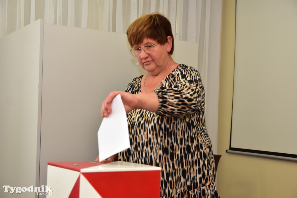 Znamy skład Rady Seniorów Powiatu Tucholskiego. Kto będzie reprezentował głos osób 60+ na forum powiatu?