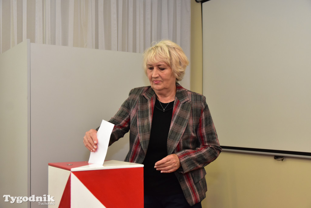 Znamy skład Rady Seniorów Powiatu Tucholskiego. Kto będzie reprezentował głos osób 60+ na forum powiatu?