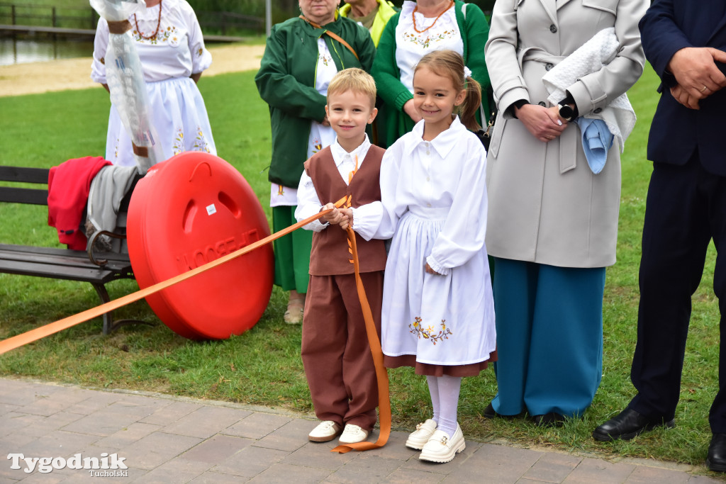 Gmina Lubiewo: Uroczysty odbiór inwestycji nad Jeziorem Bysławskim. Zobacz, jak zmieniła się plaża nad popularym jeziorem