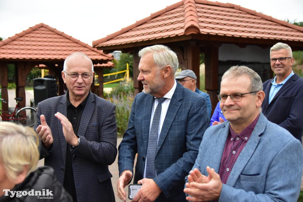 Gmina Lubiewo: Uroczysty odbiór inwestycji nad Jeziorem Bysławskim. Zobacz, jak zmieniła się plaża nad popularym jeziorem
