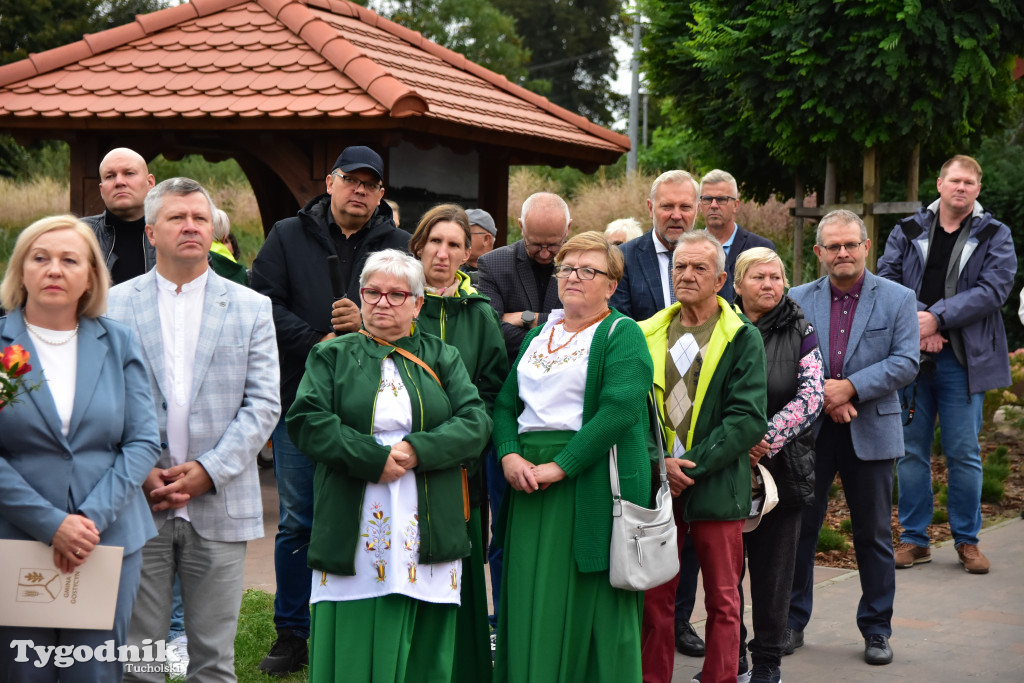 Gmina Lubiewo: Uroczysty odbiór inwestycji nad Jeziorem Bysławskim. Zobacz, jak zmieniła się plaża nad popularym jeziorem