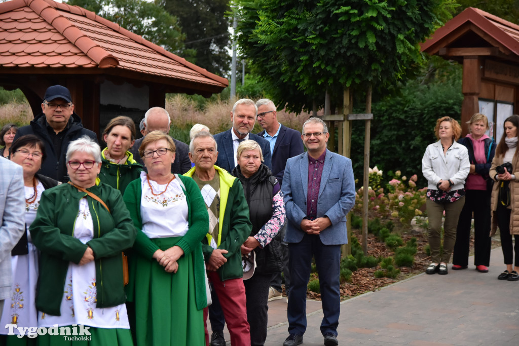 Gmina Lubiewo: Uroczysty odbiór inwestycji nad Jeziorem Bysławskim. Zobacz, jak zmieniła się plaża nad popularym jeziorem