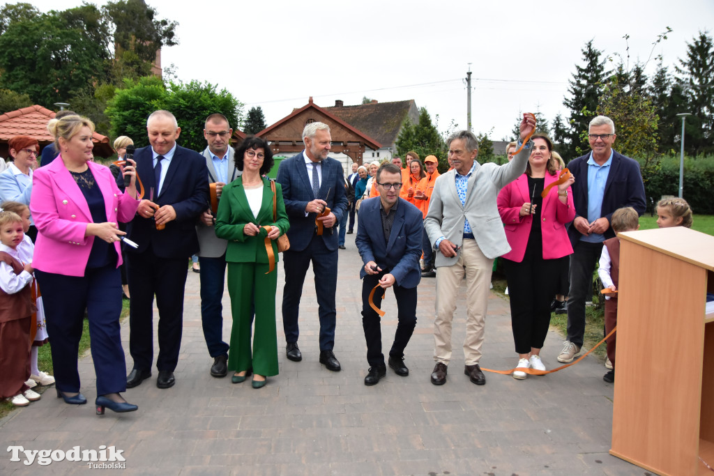 Gmina Lubiewo: Uroczysty odbiór inwestycji nad Jeziorem Bysławskim. Zobacz, jak zmieniła się plaża nad popularym jeziorem