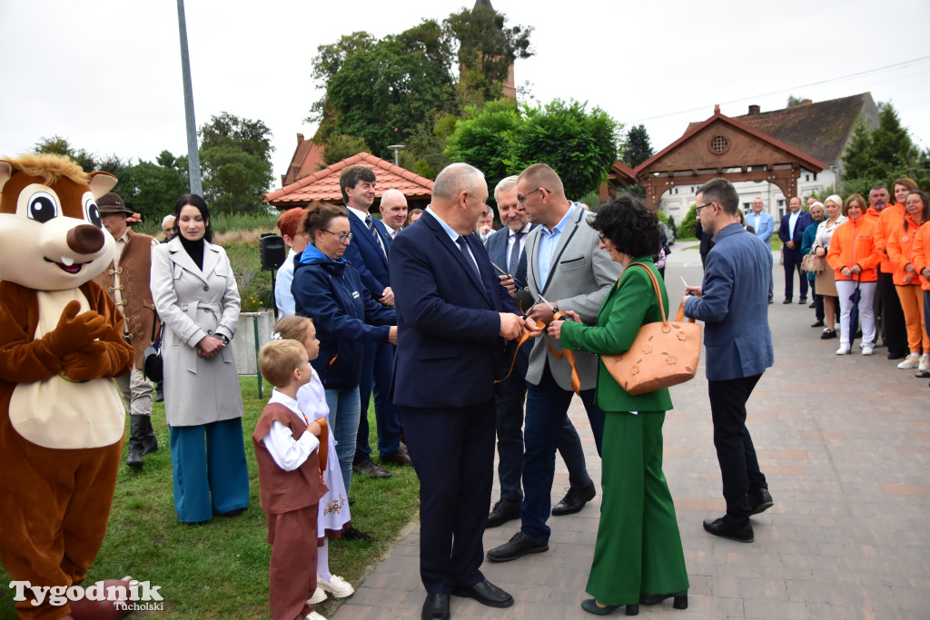 Gmina Lubiewo: Uroczysty odbiór inwestycji nad Jeziorem Bysławskim. Zobacz, jak zmieniła się plaża nad popularym jeziorem