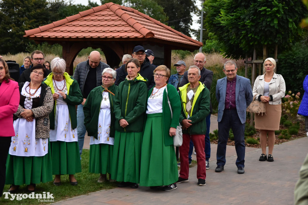 Gmina Lubiewo: Uroczysty odbiór inwestycji nad Jeziorem Bysławskim. Zobacz, jak zmieniła się plaża nad popularym jeziorem