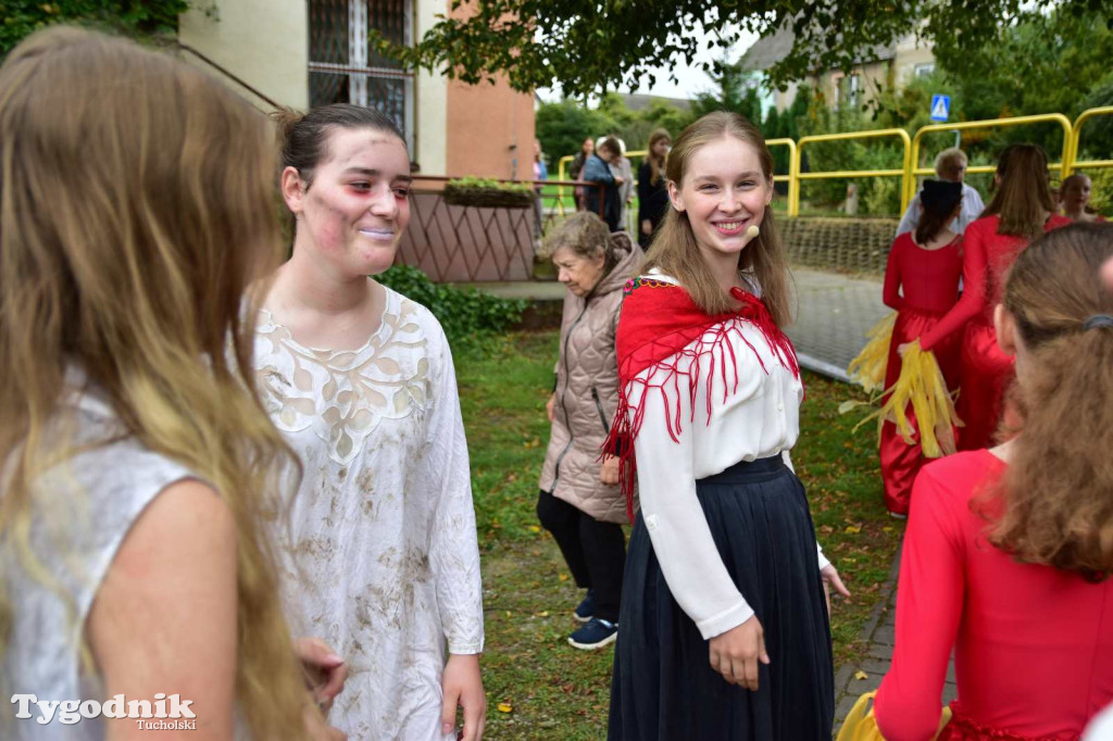 Szepty z Borów - teatr pradawnej opowieści