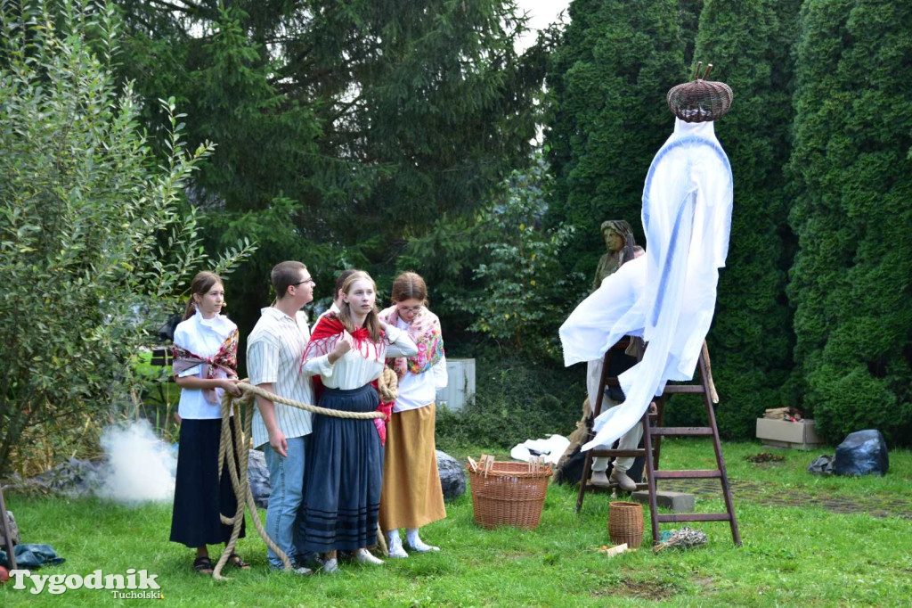 Szepty z Borów - teatr pradawnej opowieści