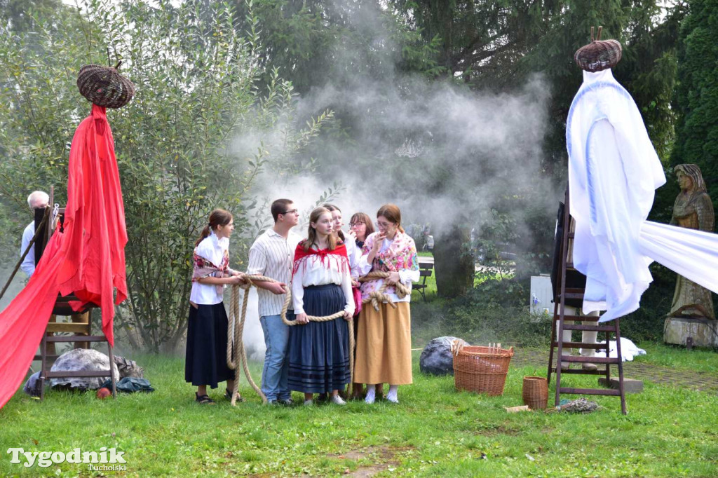 Szepty z Borów - teatr pradawnej opowieści