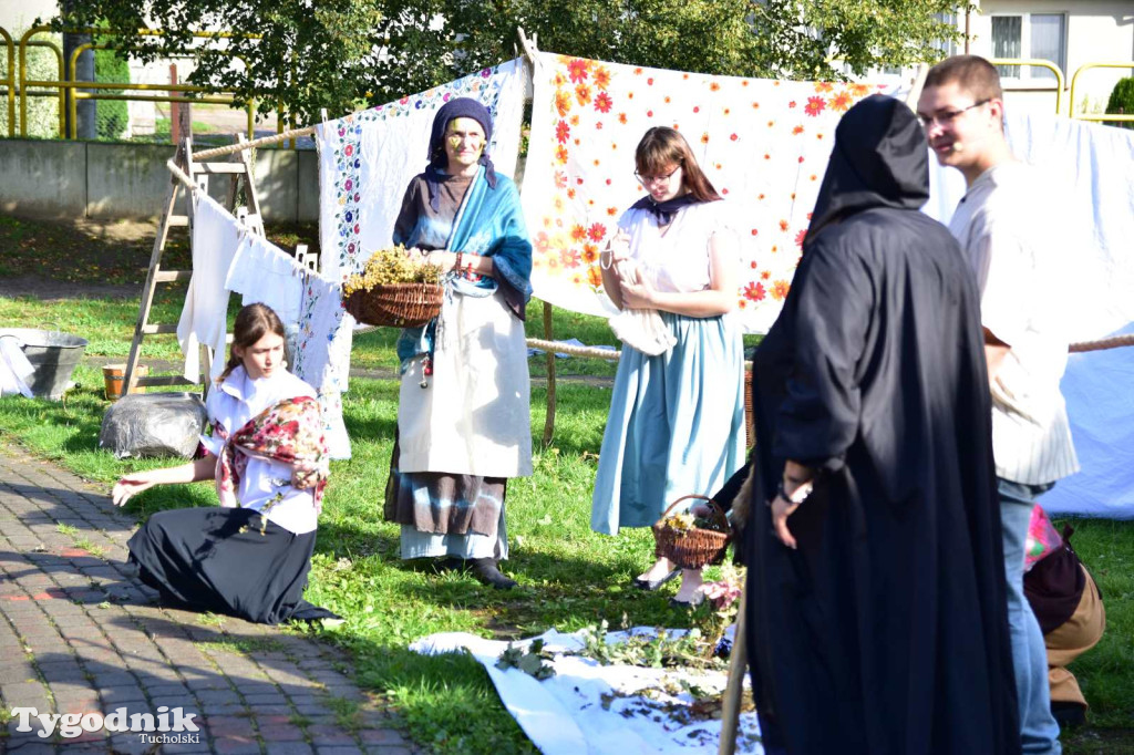 Szepty z Borów - teatr pradawnej opowieści