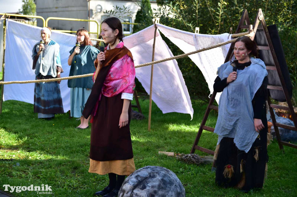 Szepty z Borów - teatr pradawnej opowieści