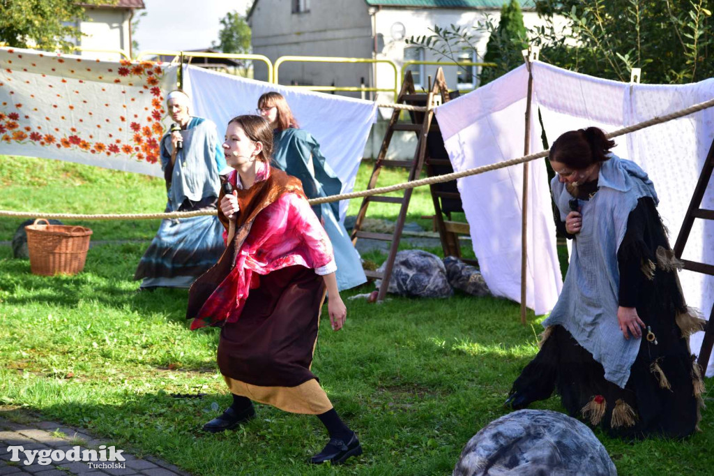 Szepty z Borów - teatr pradawnej opowieści