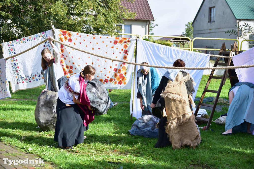 Szepty z Borów - teatr pradawnej opowieści