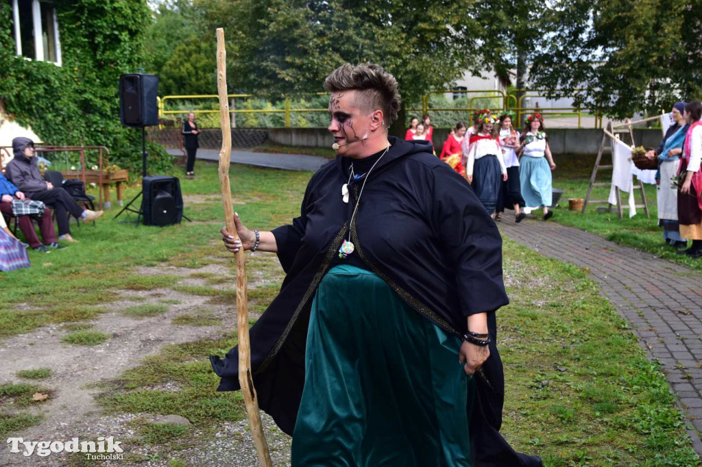 Szepty z Borów - teatr pradawnej opowieści