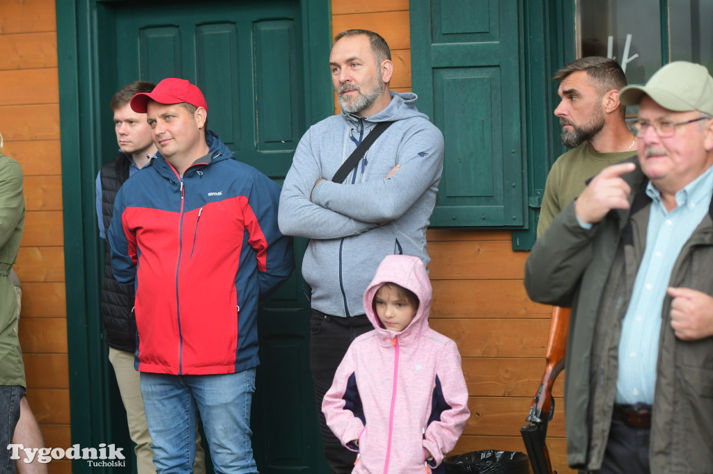 Charytatywne strzelanie myśliwych z \