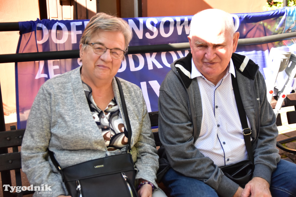 Wielka borowiacka biesiada na dziedzińcu Muzeum Borów Tucholskich