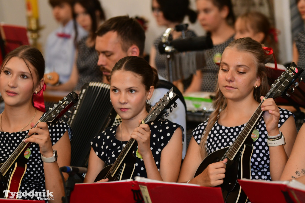 Campanella na 40-lecie pracy Anny i Adama Filipskich