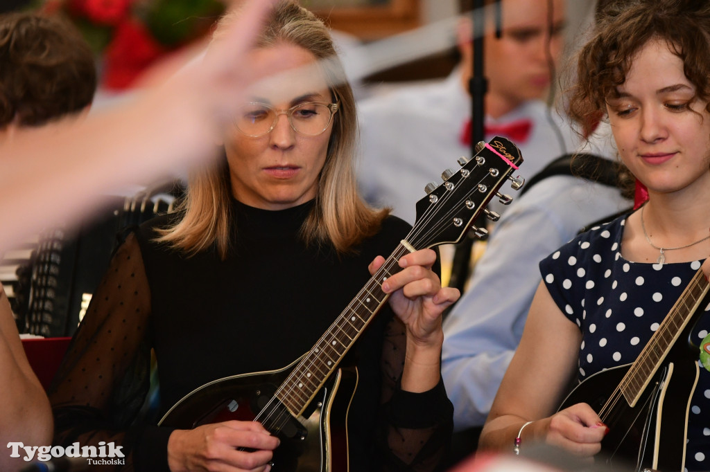 Campanella na 40-lecie pracy Anny i Adama Filipskich