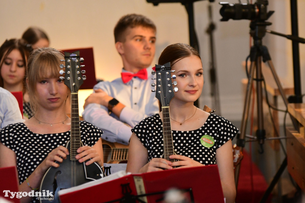 Campanella na 40-lecie pracy Anny i Adama Filipskich