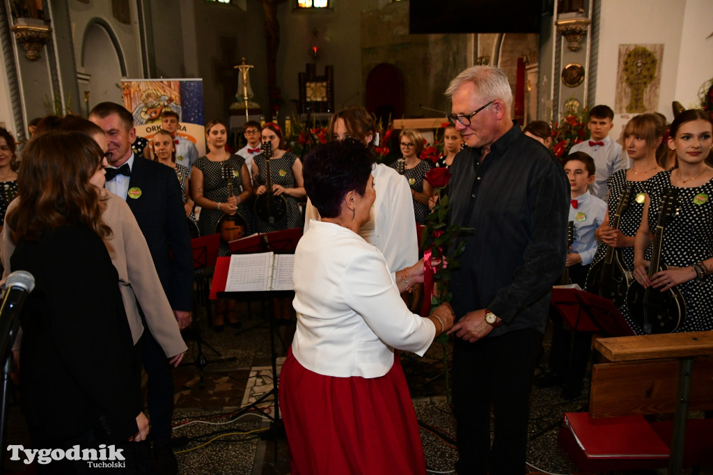Campanella na 40-lecie pracy Anny i Adama Filipskich