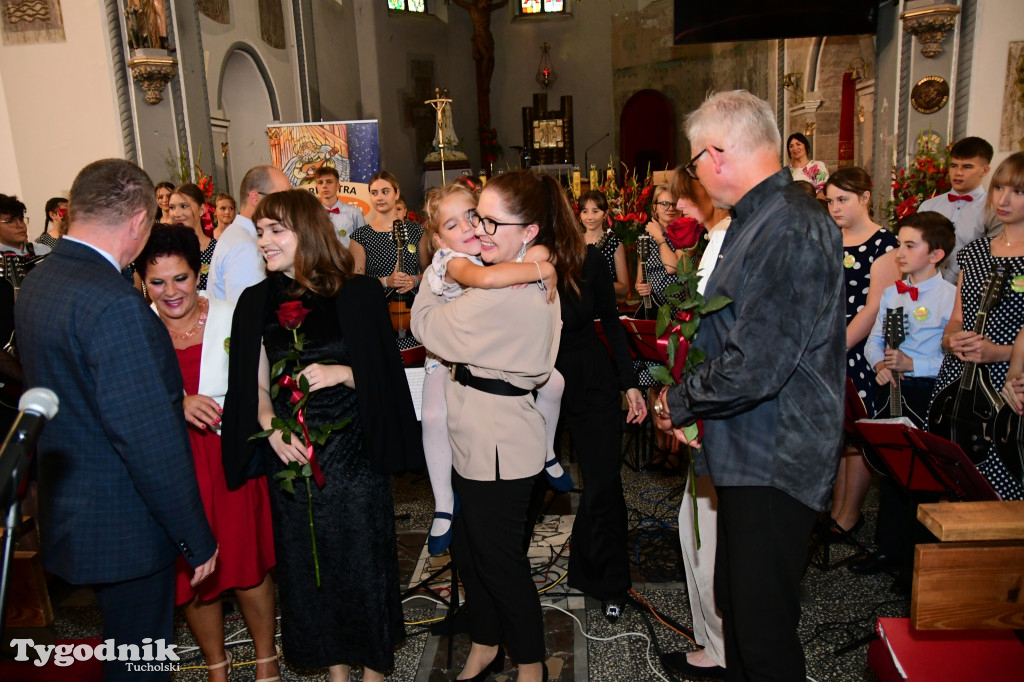 Campanella na 40-lecie pracy Anny i Adama Filipskich