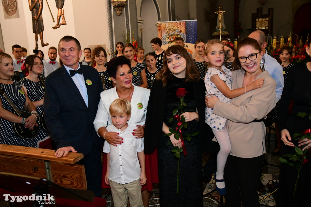 Campanella na 40-lecie pracy Anny i Adama Filipskich