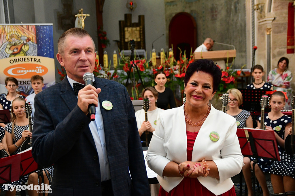 Campanella na 40-lecie pracy Anny i Adama Filipskich