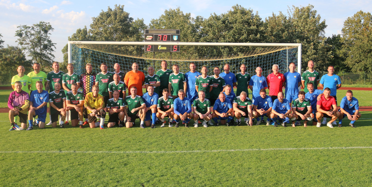 Mecz na 80-lecie Tucholanki: Oldboje Tucholanka Tuchola - Kadra Oldbojów KPZPN 2:5 (1:2)