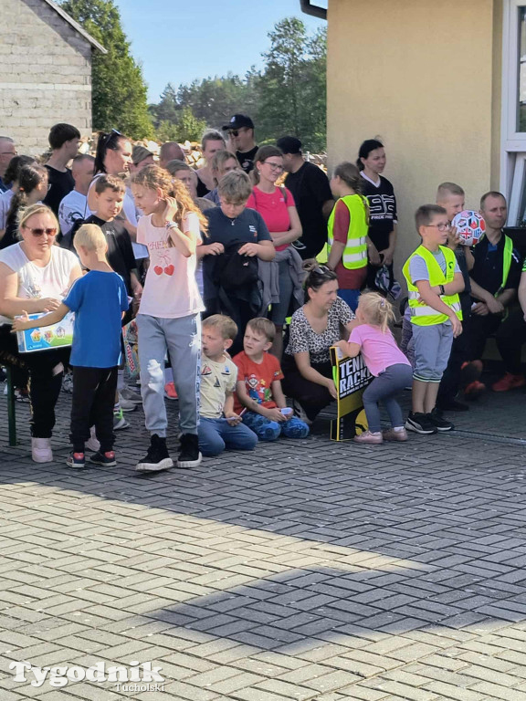 XII Przejażdżka Rowerowa z SP w Legbądzie i UKS Borowi