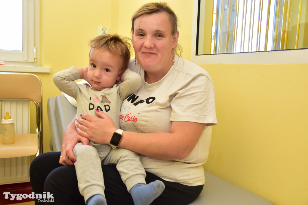 Przekazanie łóżek na oddział pediatryczny
