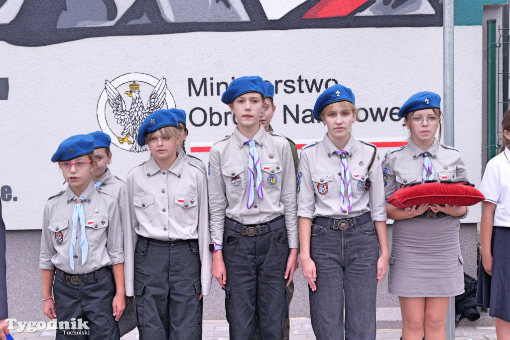 Lubiewo i patriotyczny mural. Uroczyste odsłonięcie
