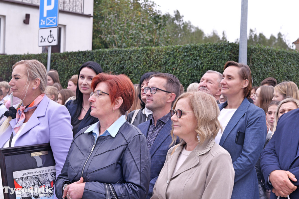 Lubiewo i patriotyczny mural. Uroczyste odsłonięcie