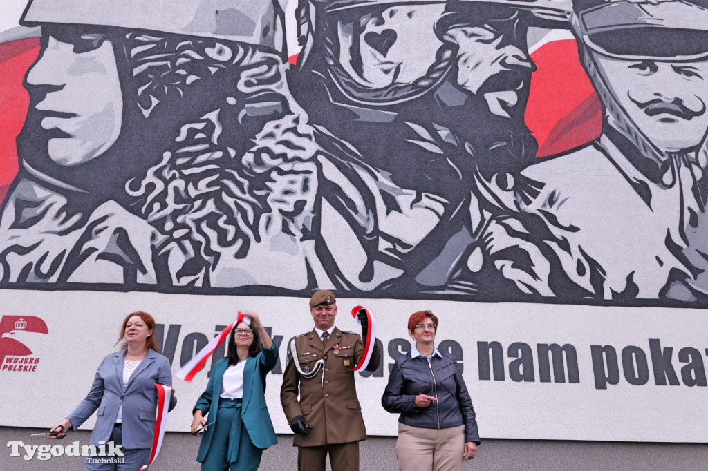 Lubiewo i patriotyczny mural. Uroczyste odsłonięcie