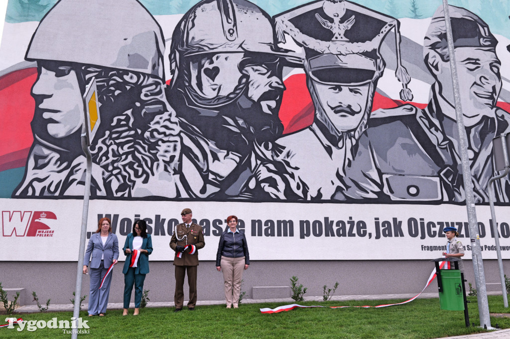 Lubiewo i patriotyczny mural. Uroczyste odsłonięcie