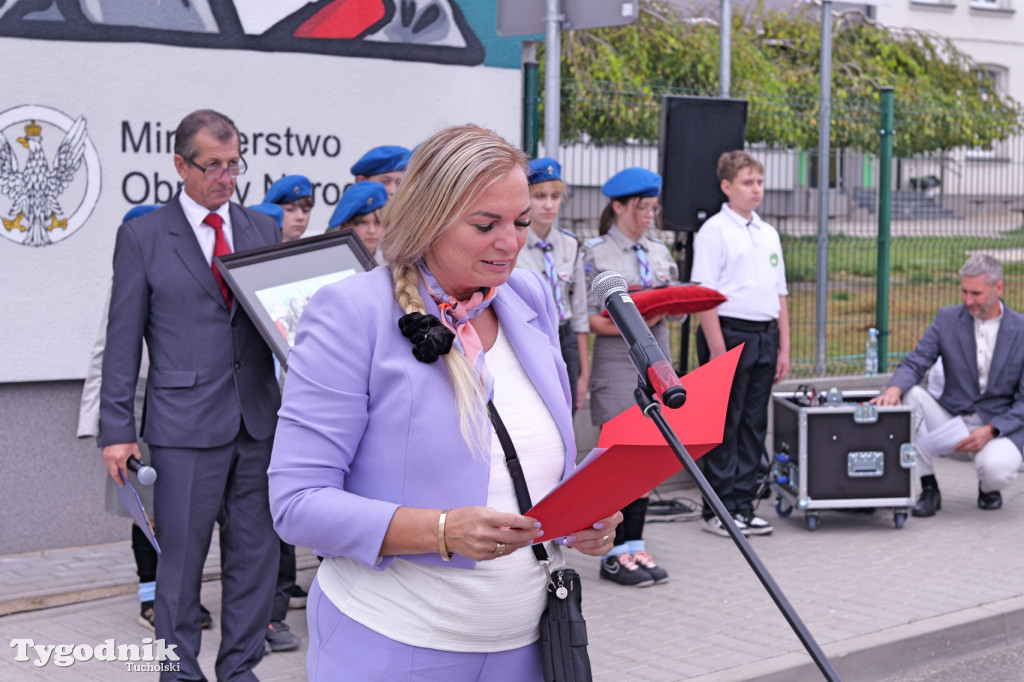 Lubiewo i patriotyczny mural. Uroczyste odsłonięcie