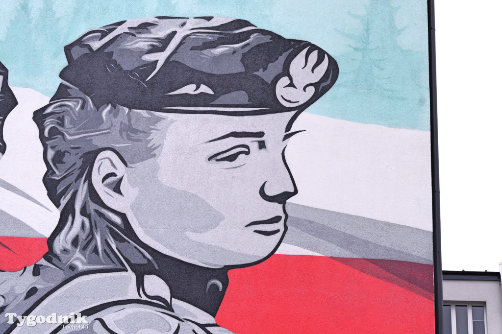 Lubiewo i patriotyczny mural. Uroczyste odsłonięcie