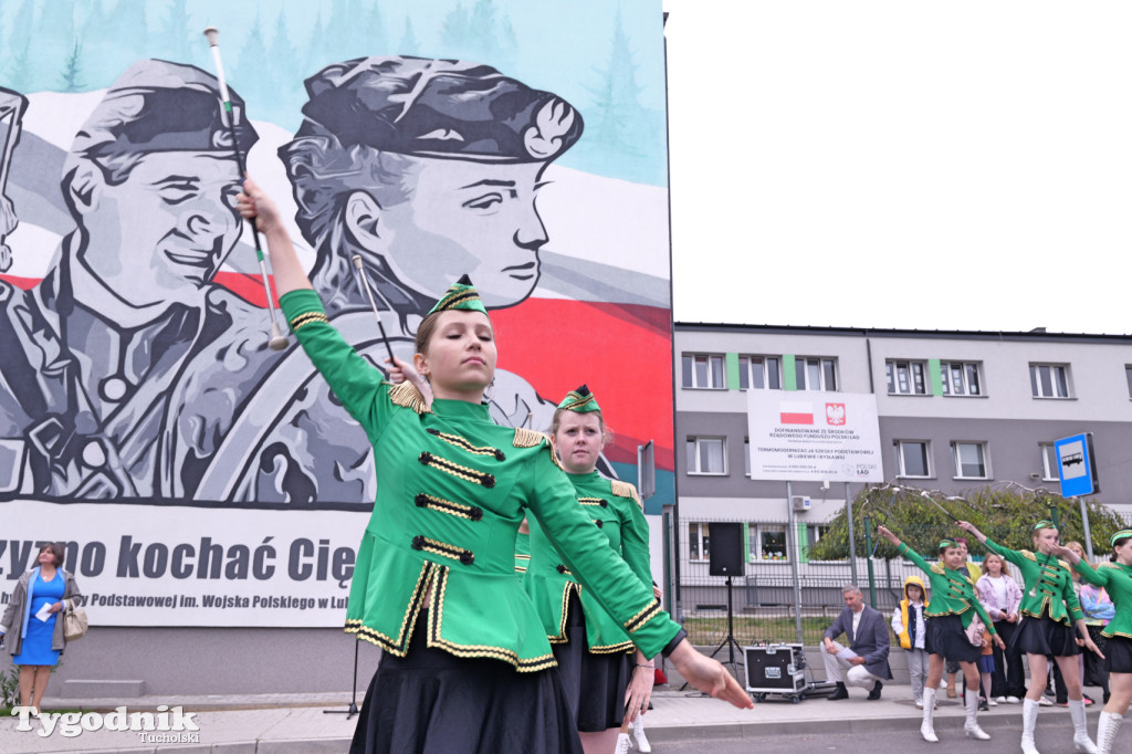 Lubiewo i patriotyczny mural. Uroczyste odsłonięcie